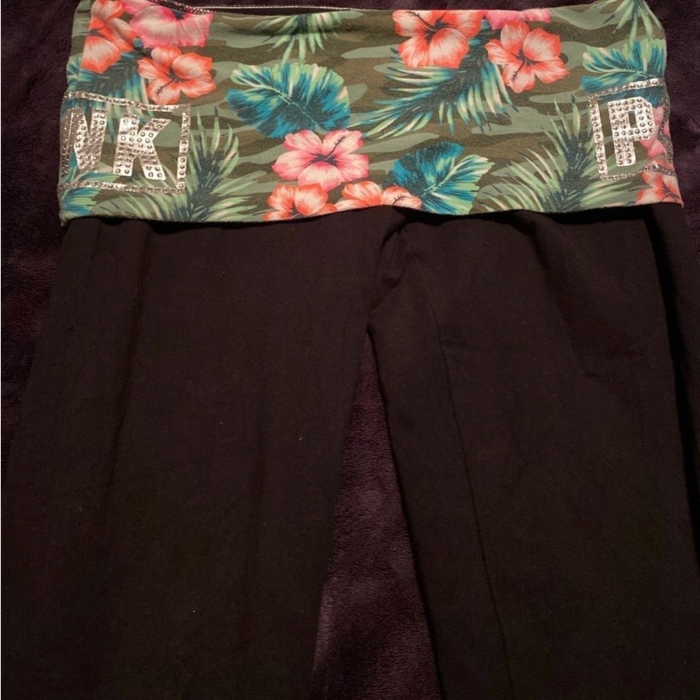 Victoria's Secret Pink Yoga Black Leggings with Floral Waistband